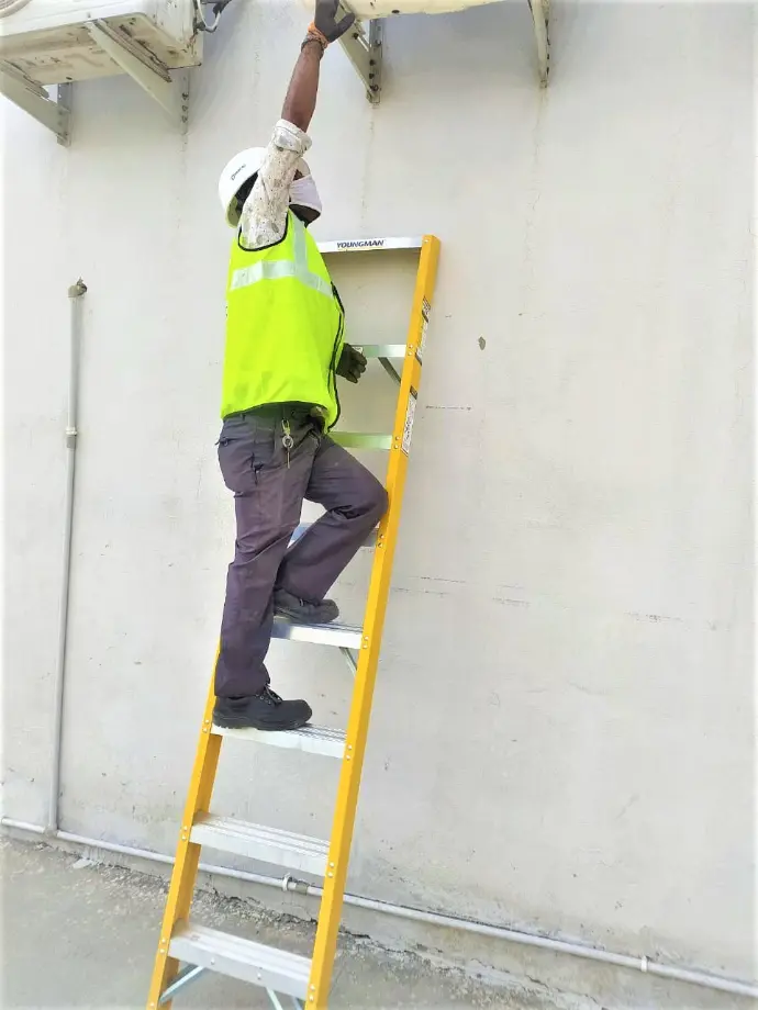 Y Access Mfg ladder